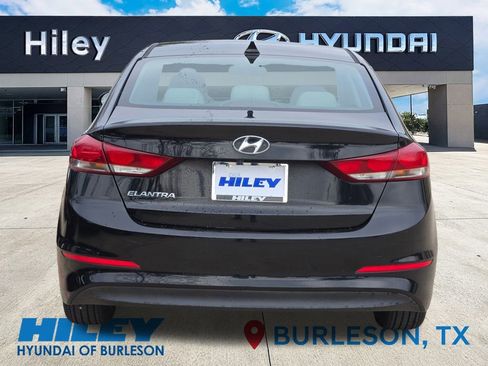 Used 2018 Hyundai Elantra SEL image 5