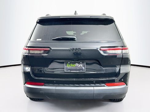 Used 2023 Jeep Grand Cherokee L Laredo AWD/4WD image 7