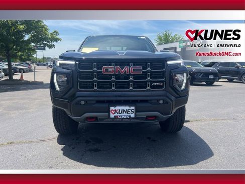 Used 2026 GMC Canyon AT4 w/ Technology Plus Package AWD/4WD image 12