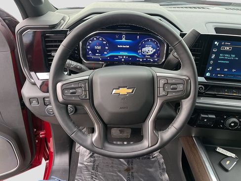 Used 2025 Chevrolet Silverado 3500 High Country AWD/4WD image 11