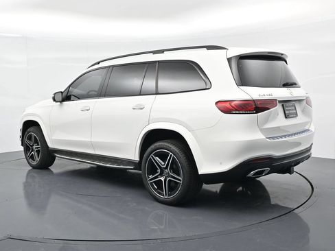 Used 2022 Mercedes-Benz GLS 450 4MATIC image 3