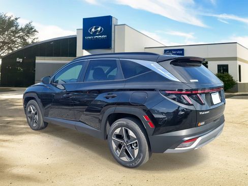 New 2025 Hyundai Tucson SEL image 3