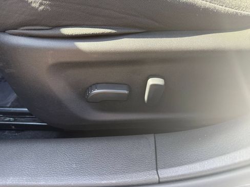 Used 2025 Nissan Altima 2.5 SV FWD image 22
