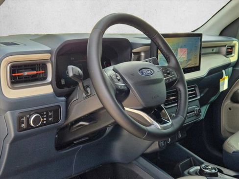 New 2026 Ford Maverick Lariat image 3