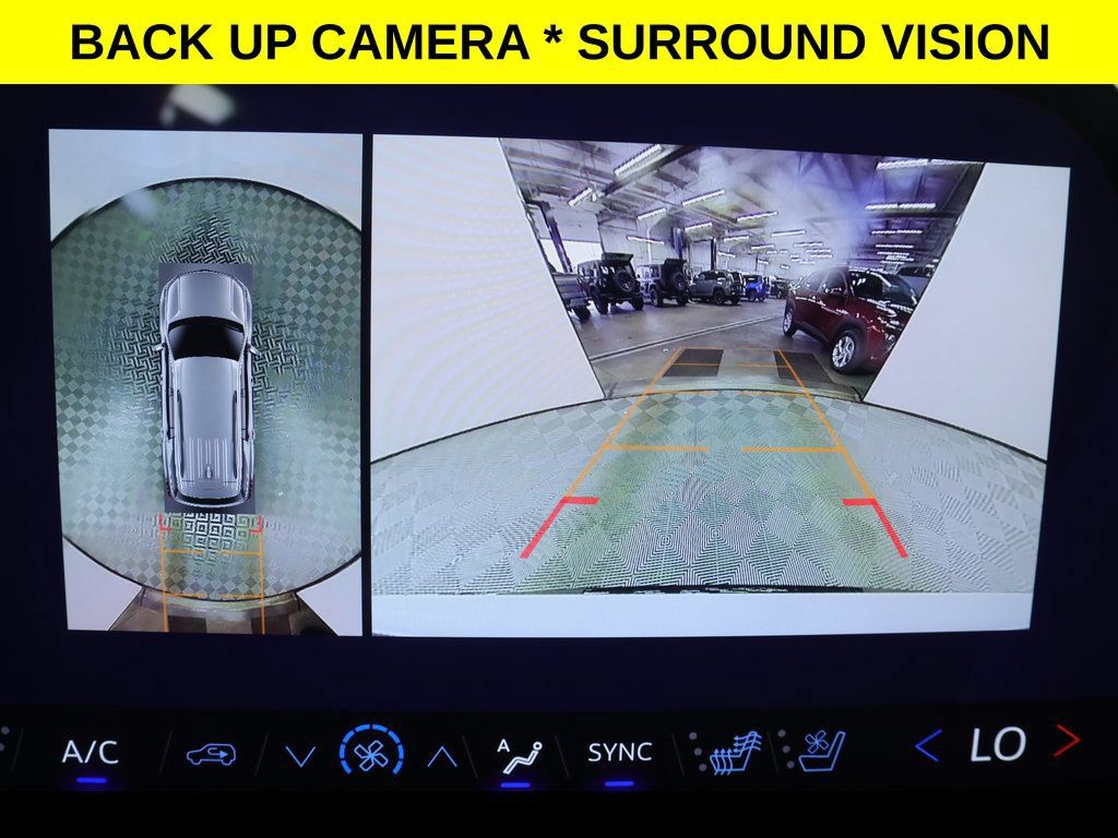 Certified 2026 Chevrolet Traverse RS w/ LPO, Floor Liner Package AWD/4WD image 9