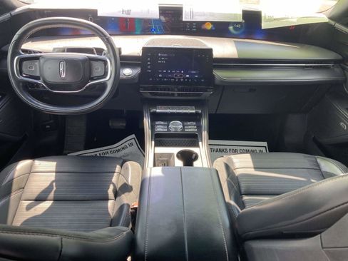 Certified 2024 Lincoln Nautilus Reserve w/ Equipment Group 202A image 18