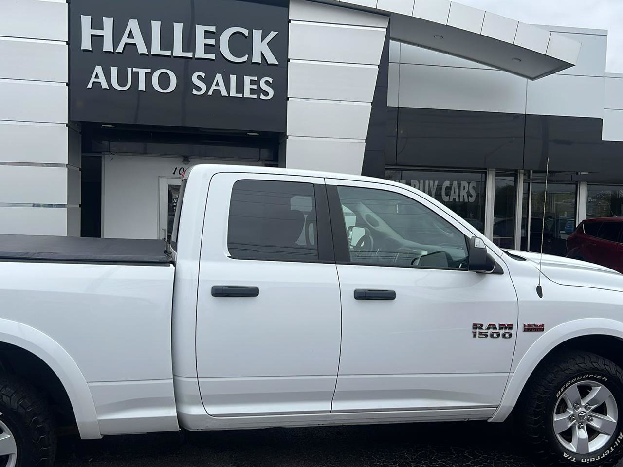 Used 2015 RAM 1500 Outdoorsman AWD/4WD image 1