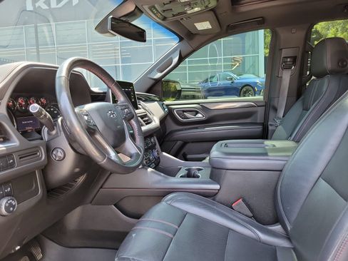 Used 2021 Chevrolet Suburban RST w/ Luxury Package AWD/4WD image 9