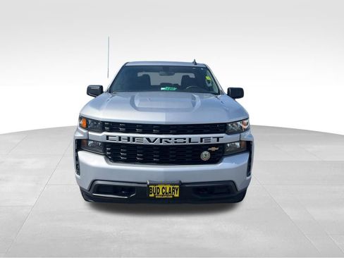 Used 2020 Chevrolet Silverado 1500 Custom w/ Custom Value Package image 9