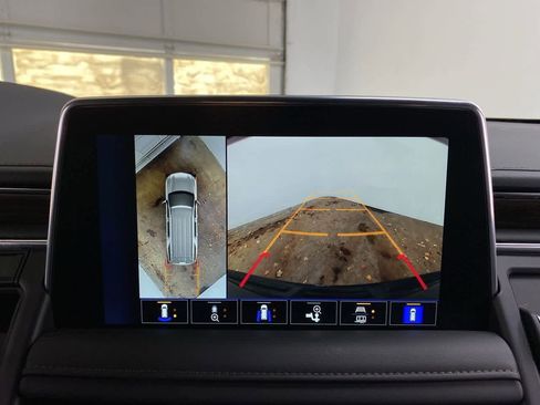 Used 2024 Chevrolet Tahoe High Country w/ Premium Package 2 image 25