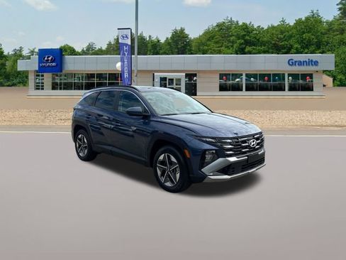 Certified 2025 Hyundai Tucson SEL AWD/4WD image 5