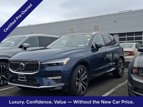 Used 2023 Volvo XC60 B5 Ultimate w/ Climate Package AWD/4WD image 2