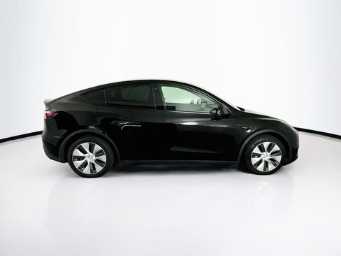 Used 2021 Tesla Model Y Long Range AWD/4WD image 10