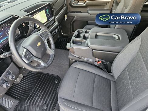 Certified 2025 Chevrolet Silverado 1500 LT AWD/4WD image 18