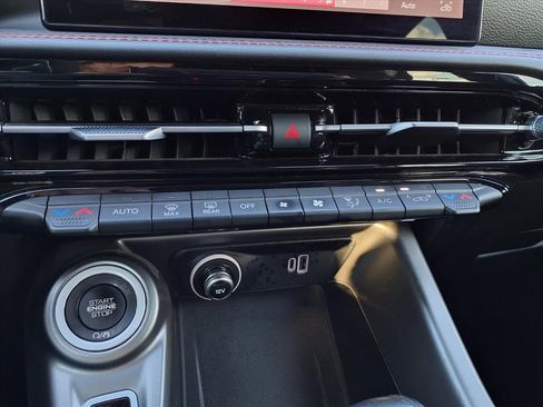 Used 2024 Dodge Hornet R/T w/ R/T Blacktop Package image 11