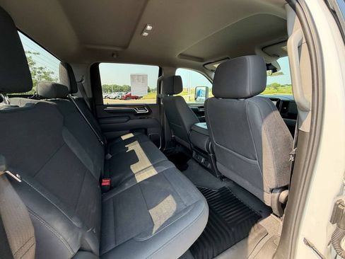 Used 2025 Chevrolet Silverado 2500 LT w/ Convenience Package AWD/4WD image 24