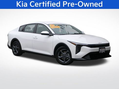 Certified 2025 Kia K4 FWD image 1