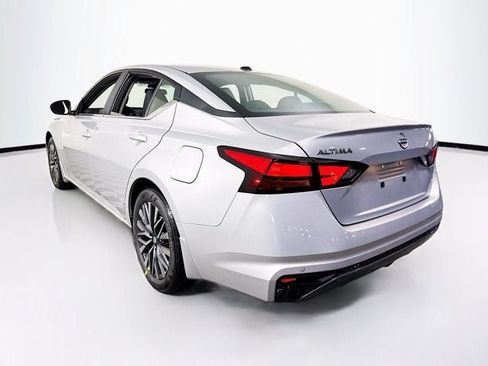 New 2026 Nissan Altima 2.5 SV FWD image 7
