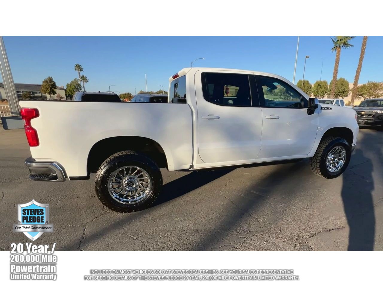 Used 2024 Chevrolet Silverado 1500 LT AWD/4WD image 2