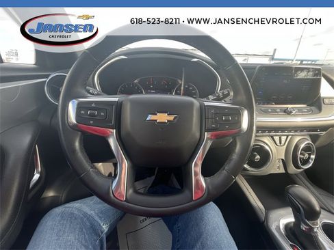 Used 2019 Chevrolet Blazer LT w/ Sun and Wheels Package image 12