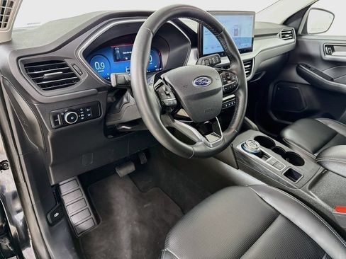 Used 2025 Ford Escape Platinum AWD/4WD image 10