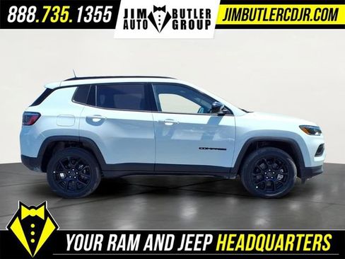 New 2026 Jeep Compass Latitude AWD/4WD image 2