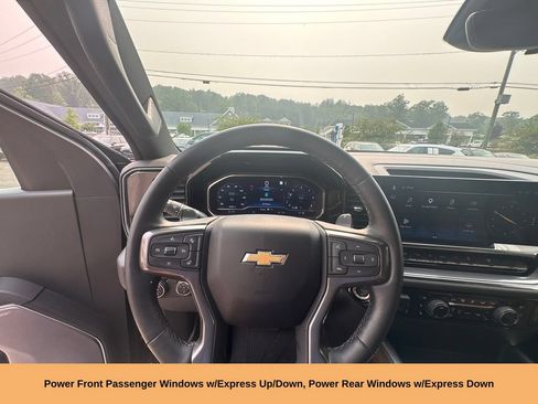 Used 2023 Chevrolet Silverado 1500 High Country w/ Technology Package AWD/4WD image 24