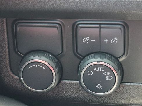 Used 2021 Chevrolet Tahoe Premier RWD image 10