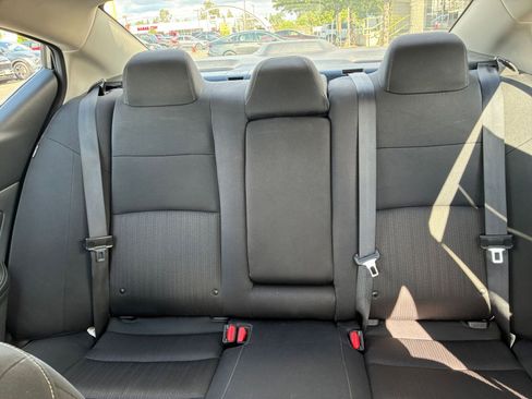 Used 2025 Nissan Altima 2.5 SV image 38