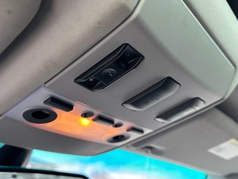 Used 2007 BMW 750Li image 29