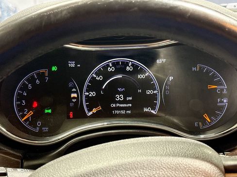 Used 2017 Jeep Grand Cherokee Limited image 12