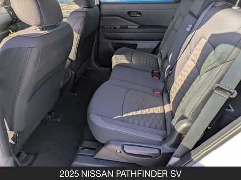 New 2025 Nissan Pathfinder SV image 15