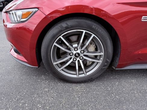 Used 2016 Ford Mustang GT Premium image 9