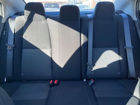 Used 2025 Nissan Sentra SV image 34