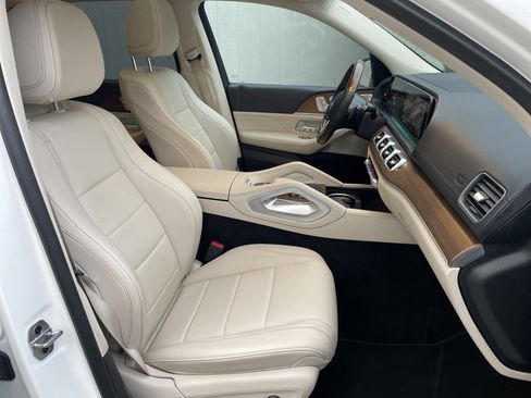 Certified 2021 Mercedes-Benz GLS 450 4MATIC image 54