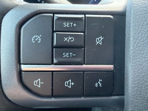 Used 2023 Ford F250 Lariat AWD/4WD image 17