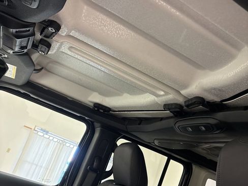New 2025 Jeep Wrangler Unlimited Sahara AWD/4WD image 16