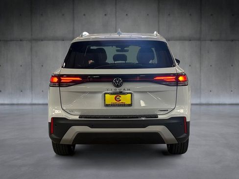 New 2026 Volkswagen Tiguan SE AWD/4WD image 4