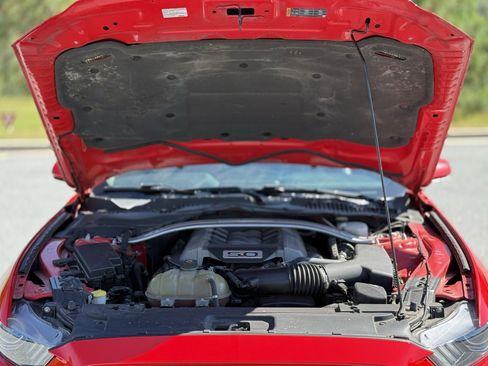 Used 2015 Ford Mustang GT Premium image 44