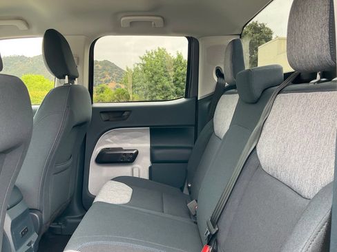 New 2026 Ford Maverick XLT w/ XLT Luxury Package FWD image 29