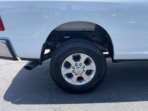 Used 2024 RAM 3500 Big Horn AWD/4WD image 9