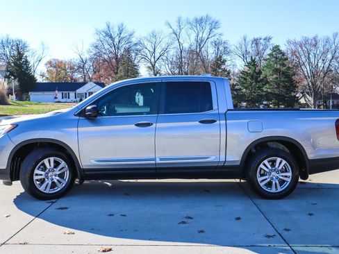 Used 2019 Honda Ridgeline RT image 4