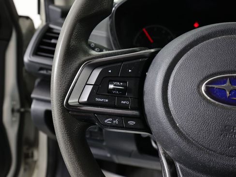 Used 2018 Subaru Crosstrek 2.0i AWD/4WD image 31