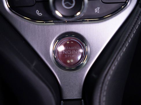 Used 2018 McLaren 720S image 28