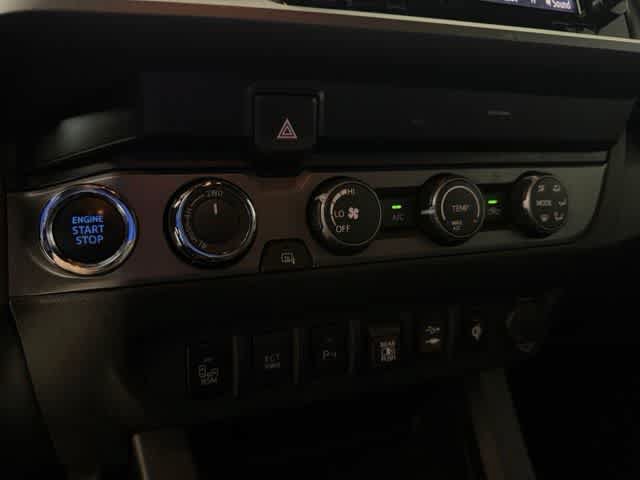 Used 2019 Toyota Tacoma TRD Off-Road AWD/4WD image 22