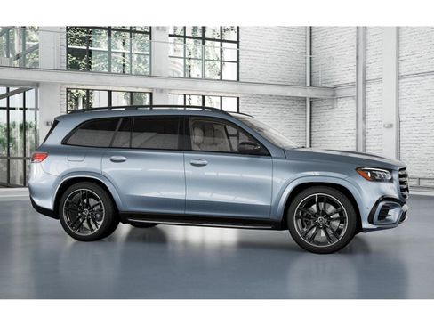 New 2026 Mercedes-Benz GLS 580 4MATIC image 14
