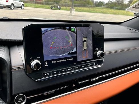 Used 2024 Mitsubishi Outlander SEL image 14