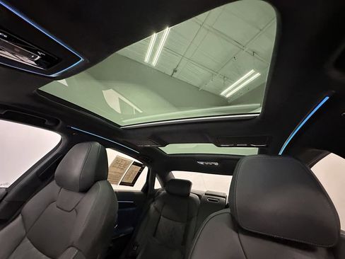 Used 2025 Audi S8 image 35
