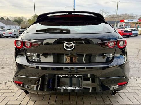 Used 2025 MAZDA MAZDA3 Hatchback w/Premium Plus Pkg image 11
