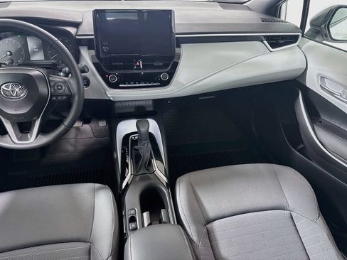 Used 2025 Toyota Corolla SE FWD image 23